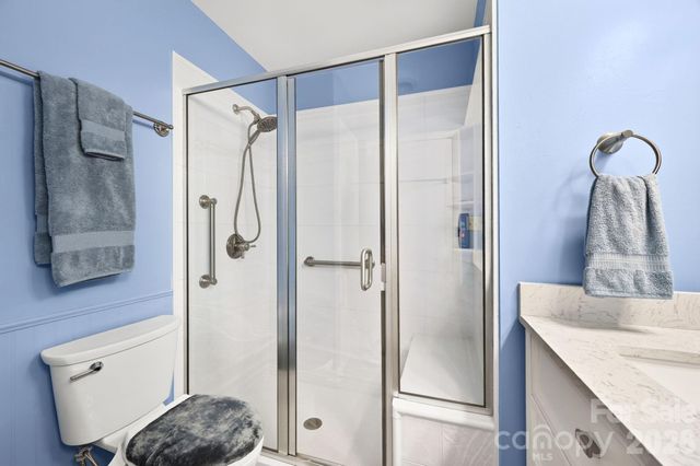9 Ravencroft Lane B-9 and Garage 2 Unit D, Asheville, NC 28803