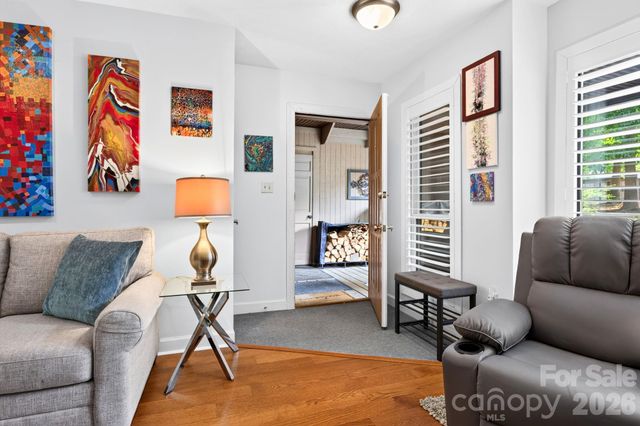 9 Ravencroft Lane B-9 and Garage 2 Unit D, Asheville, NC 28803