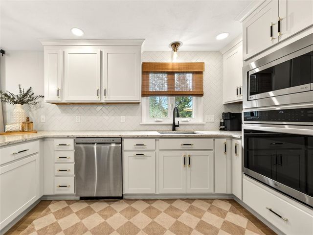 47 City View Drive, Penfield, NY 14625