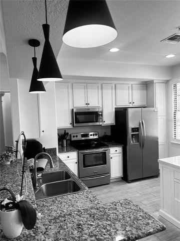 1631 LAKEMONT AVENUE, Orlando, FL 32814