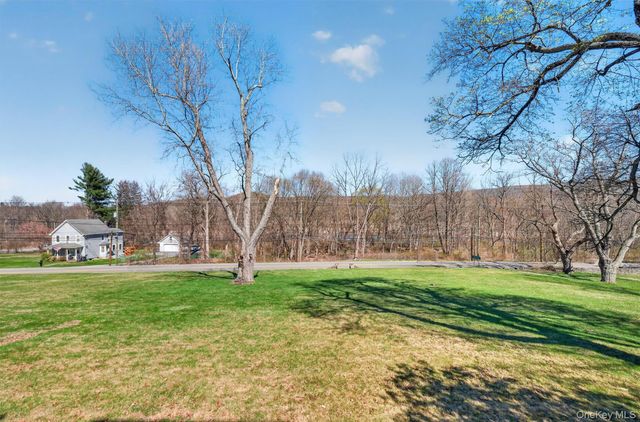 415 State Route 32, Highland Mills, NY 10930