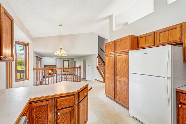13025 Forest Glen Drive, Burnsville, MN 55337