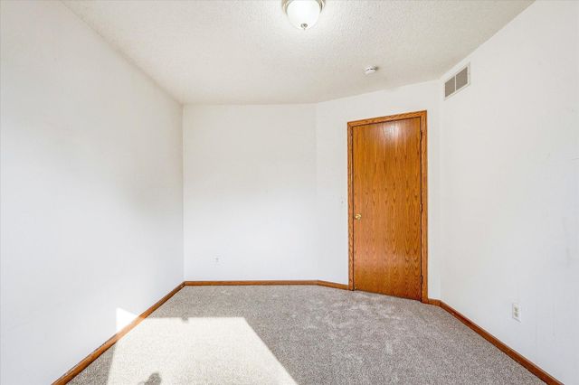 13025 Forest Glen Drive, Burnsville, MN 55337