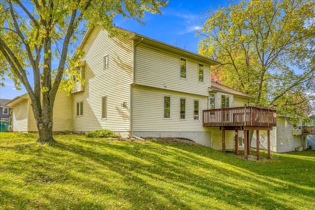 13025 Forest Glen Drive, Burnsville, MN 55337