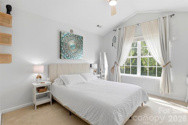 532 Bent Leaf Court, Fort Mill, SC 29708