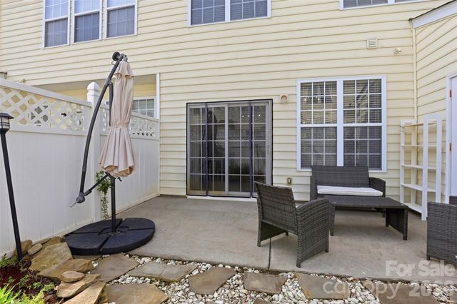 532 Bent Leaf Court, Fort Mill, SC 29708