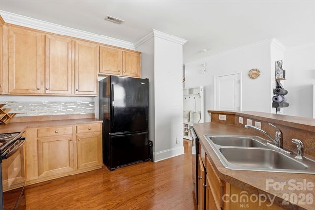 532 Bent Leaf Court, Fort Mill, SC 29708