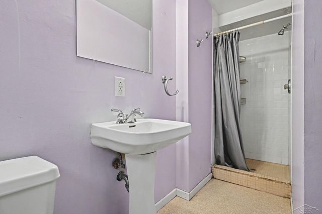 700 Knollwood Drive, Battle Creek, MI 49015