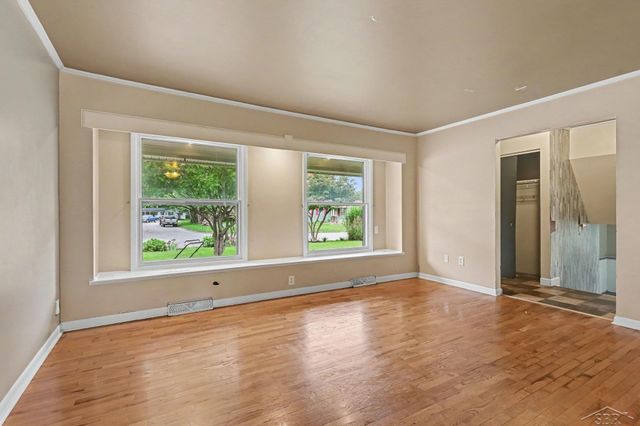 700 Knollwood Drive, Battle Creek, MI 49015