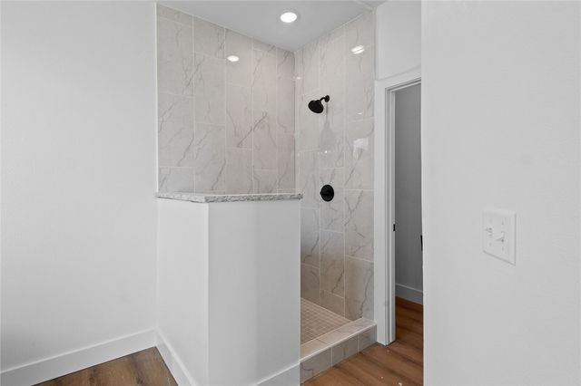 103 S Eagle Mountain Street, Prairie Grove, AR 72753