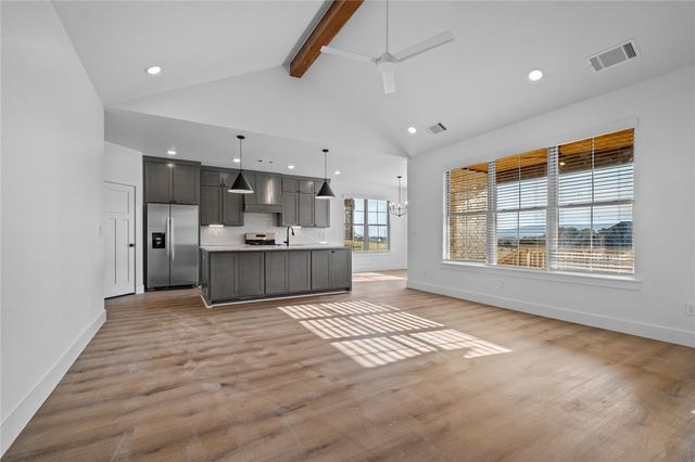 103 S Eagle Mountain Street, Prairie Grove, AR 72753