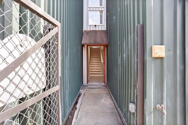 6933 Yellowstone Way Drive, Houston, TX 77054