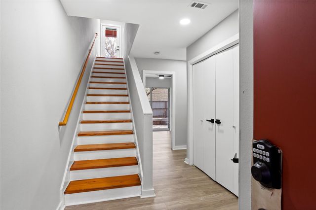 6933 Yellowstone Way Drive, Houston, TX 77054