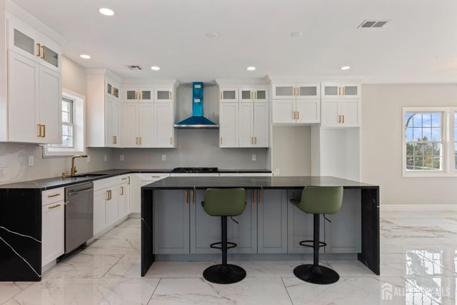 1855 Woodland Avenue, Edison, NJ 08820