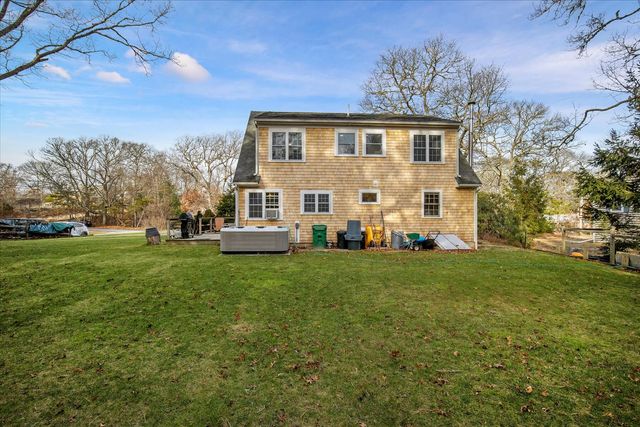 116 Franklin Terrace, Tisbury, MA 02568