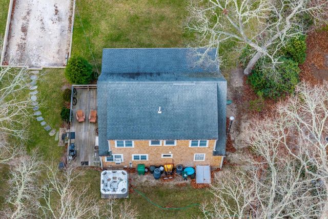 116 Franklin Terrace, Tisbury, MA 02568