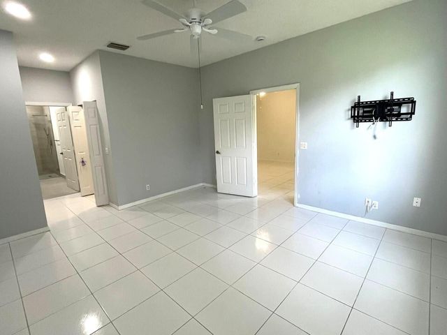 3166 VIA POINCIANA 2, Lake Worth, FL 33467