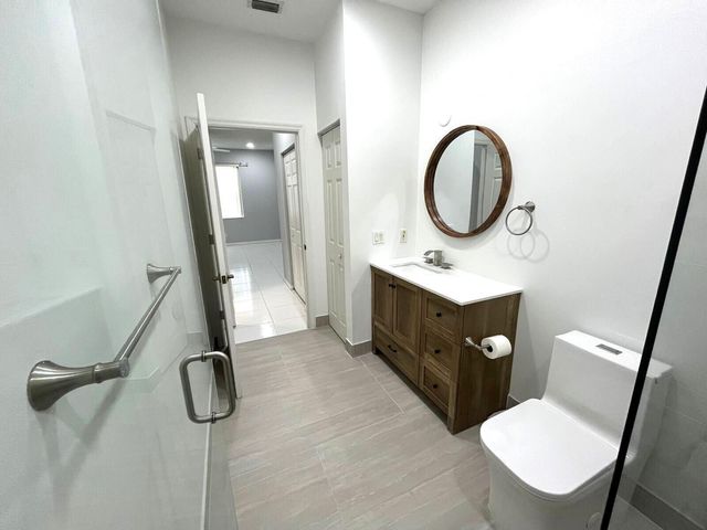 3166 VIA POINCIANA 2, Lake Worth, FL 33467