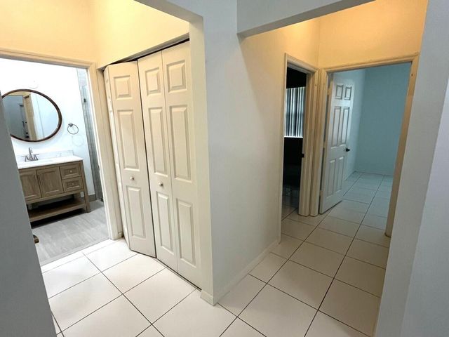 3166 VIA POINCIANA 2, Lake Worth, FL 33467