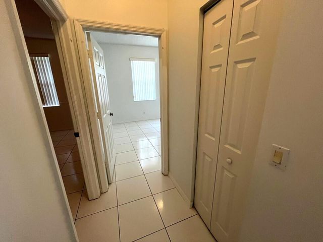 3166 VIA POINCIANA 2, Lake Worth, FL 33467