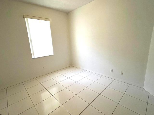 3166 VIA POINCIANA 2, Lake Worth, FL 33467