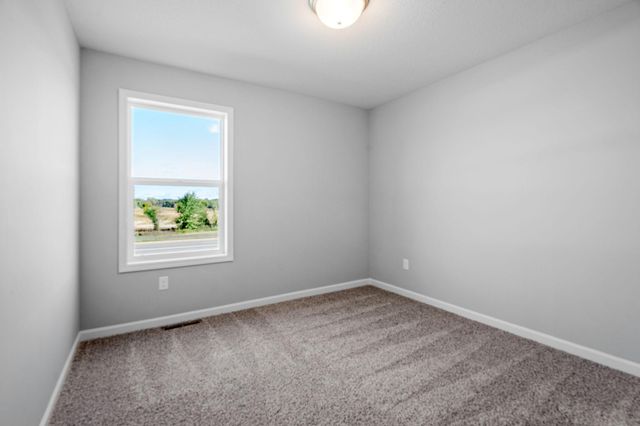 10472 Goodview Avenue S, Cottage Grove, MN 55016