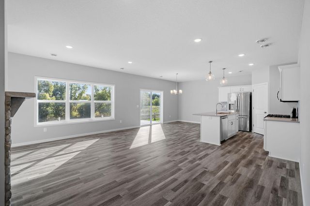 10472 Goodview Avenue S, Cottage Grove, MN 55016