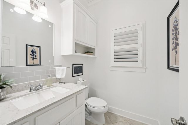 5100 Jaeger RD, Burton, TX 77835