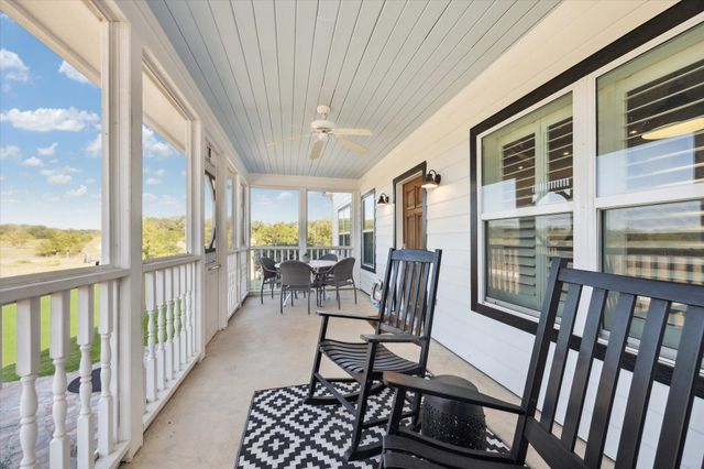 5100 Jaeger RD, Burton, TX 77835