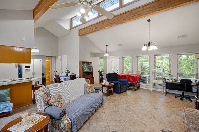 18 Overlook Trail, Conway, AR 72032