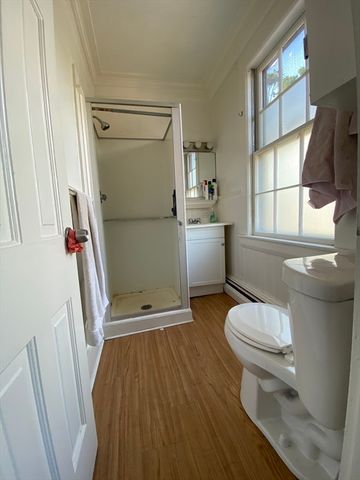 35 State 1, Marblehead, MA 01945