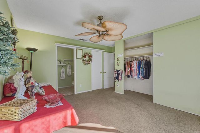 1637 Oak Hill, Escondido, CA 92027