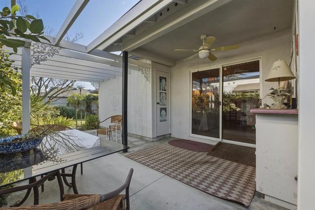 1637 Oak Hill, Escondido, CA 92027