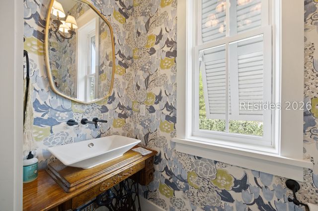 2 Pondhawk Rd, Bluffton, SC 29909