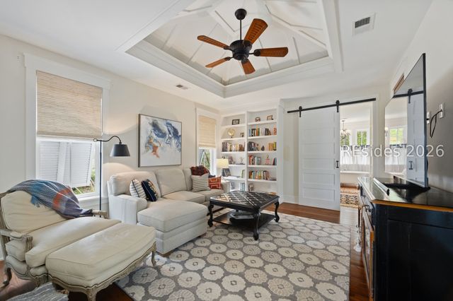 2 Pondhawk Rd, Bluffton, SC 29909