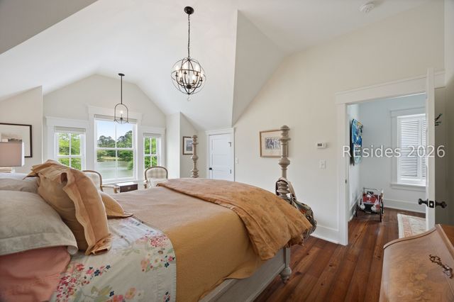 2 Pondhawk Rd, Bluffton, SC 29909