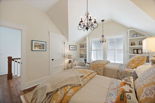 2 Pondhawk Rd, Bluffton, SC 29909