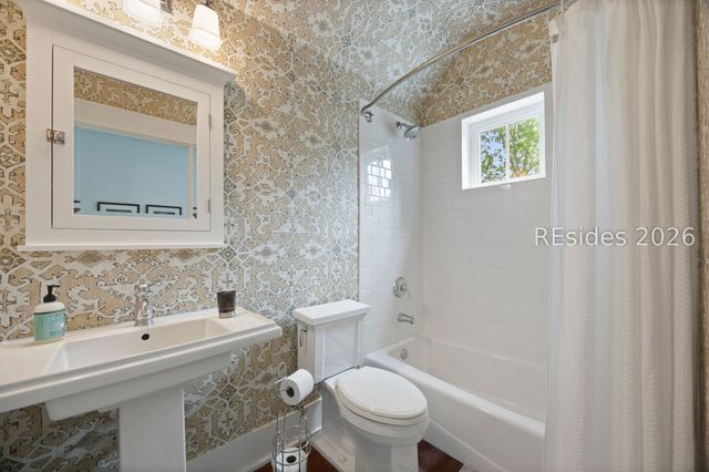 2 Pondhawk Rd, Bluffton, SC 29909