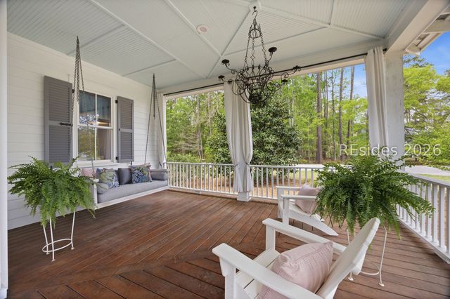 2 Pondhawk Rd, Bluffton, SC 29909