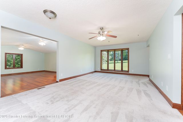 4580 N Smith Road, Dimondale, MI 48821