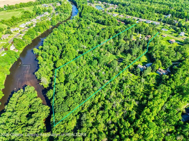 4580 N Smith Road, Dimondale, MI 48821