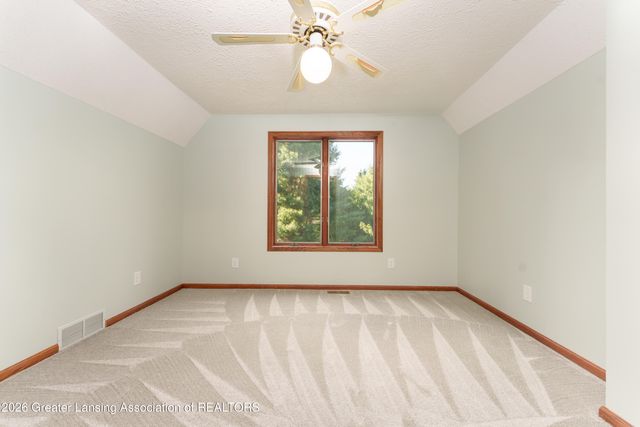 4580 N Smith Road, Dimondale, MI 48821