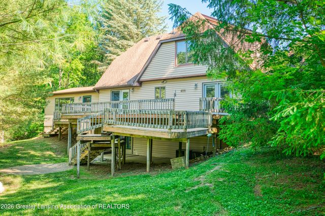 4580 N Smith Road, Dimondale, MI 48821