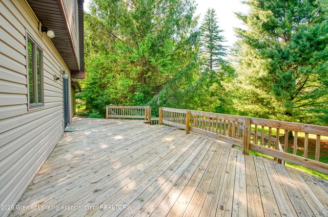 4580 N Smith Road, Dimondale, MI 48821