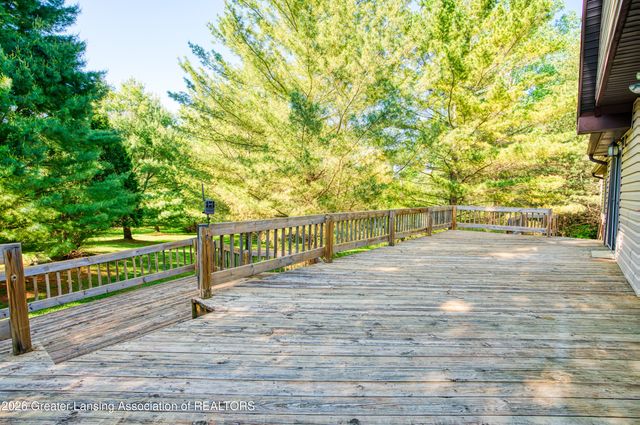 4580 N Smith Road, Dimondale, MI 48821