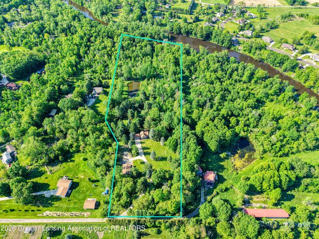4580 N Smith Road, Dimondale, MI 48821
