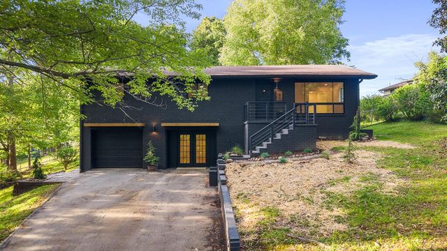 47 Crabtree Road, Rossville, GA 30741