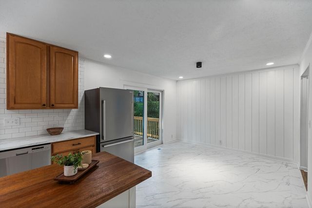 47 Crabtree Road, Rossville, GA 30741