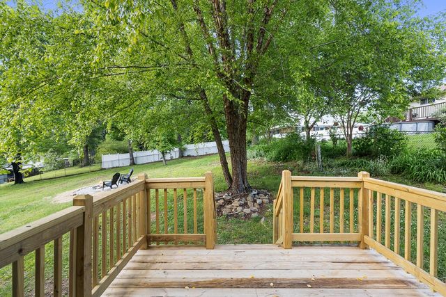 47 Crabtree Road, Rossville, GA 30741