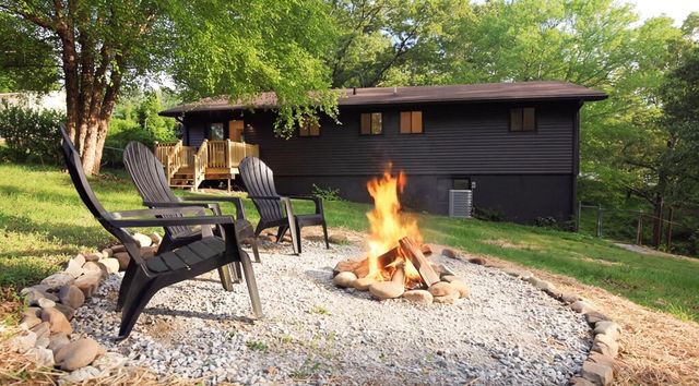 47 Crabtree Road, Rossville, GA 30741